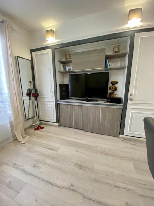 Jeanne D'Arc Apartment Rouen Exterior foto