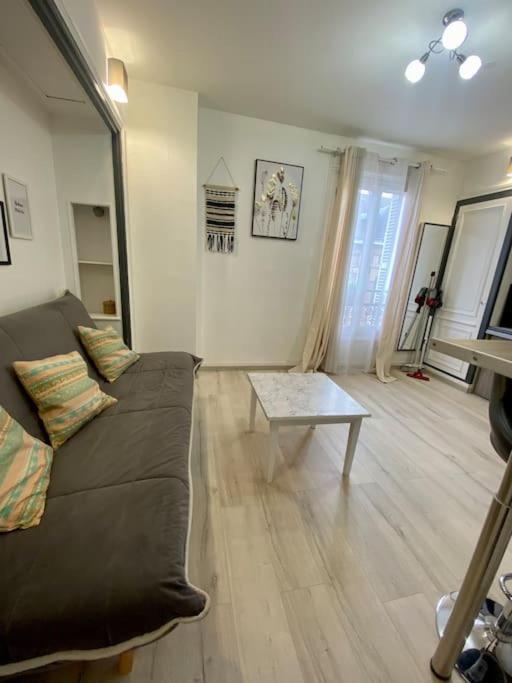 Jeanne D'Arc Apartment Rouen Exterior foto