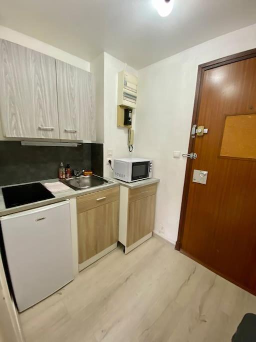 Jeanne D'Arc Apartment Rouen Exterior foto